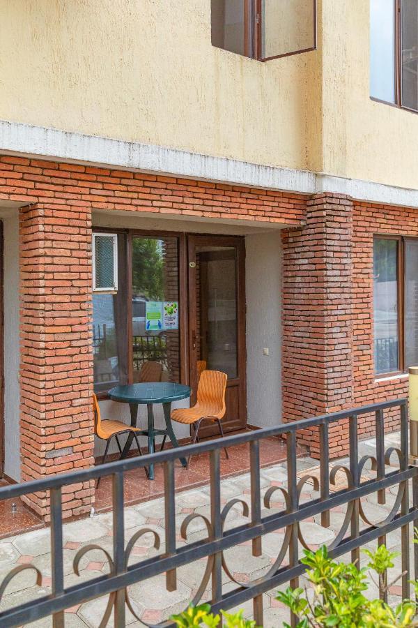Samni Hotel Ureki Exteriér fotografie